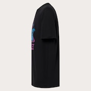 Kek Tee - Blackout
