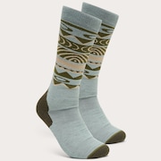 Wanderlust Perf Socks 2.0 - Green Norway Pattern