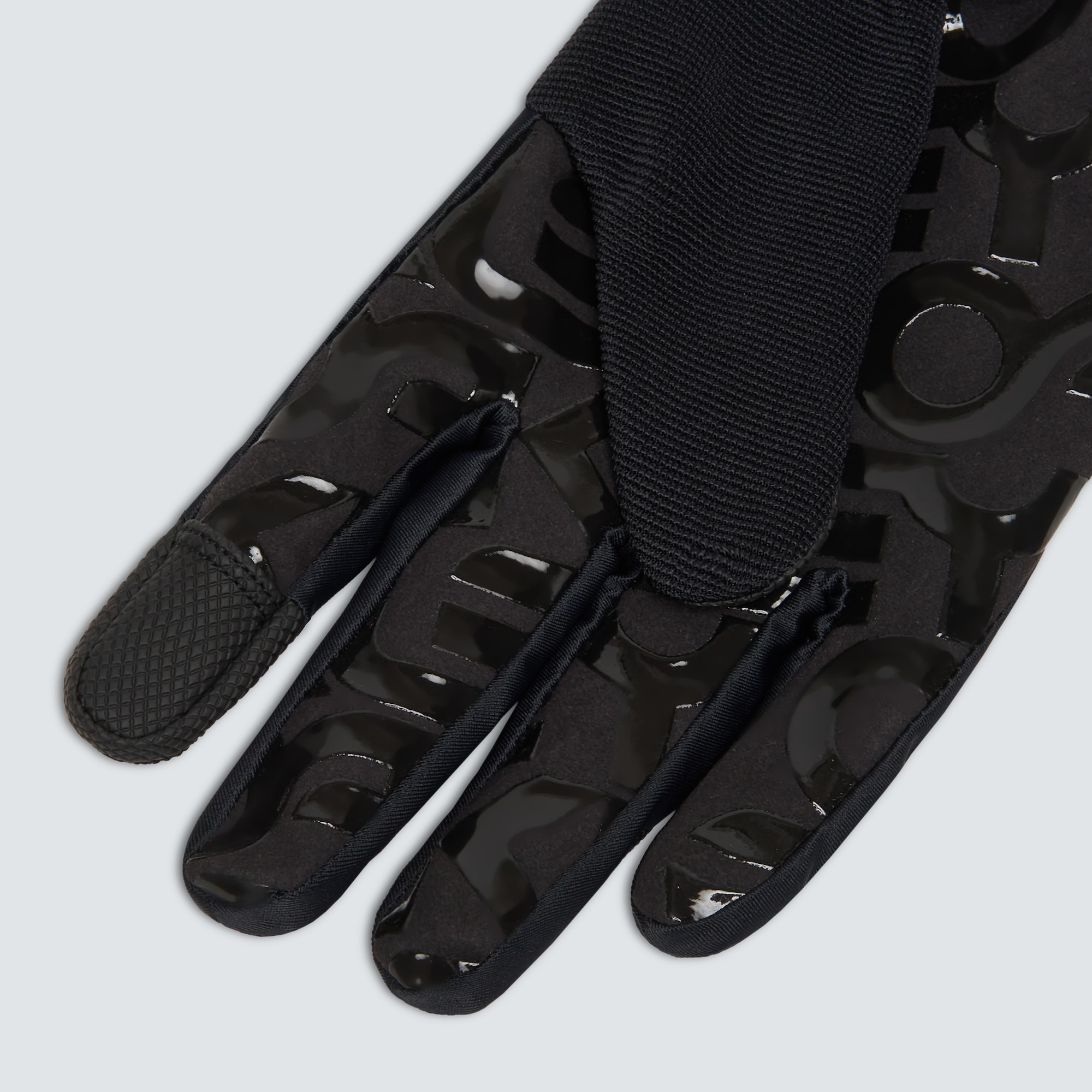 Oakley Factory Pilot Core Glove in Blackout | Oakley® US