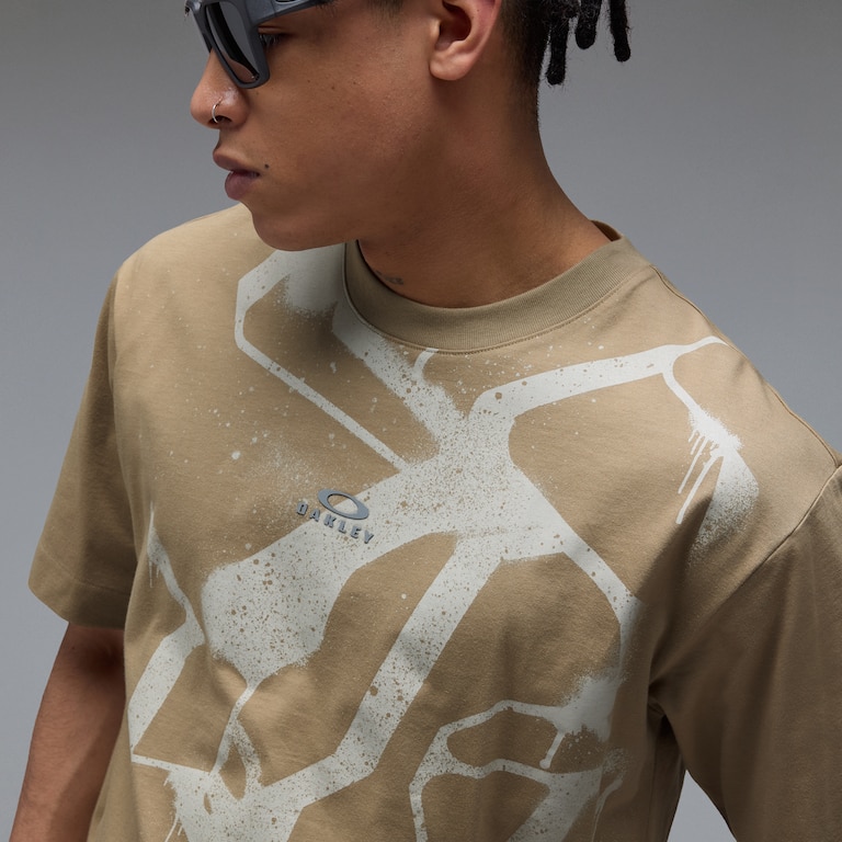 Graffiti Camo Tee - Pebble