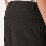 Oakley Perf 5 Utility Short - Blackout