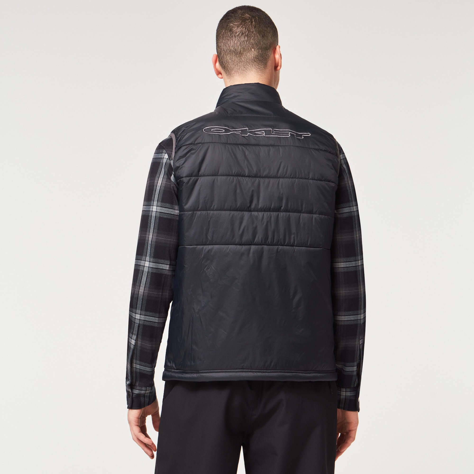 Oakley Tc Skull Puffy Vest in Blackout | Oakley® US