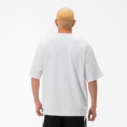 Camiseta Oakley Mad Lab Rubber Logo - White