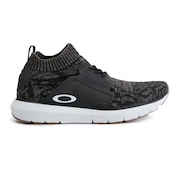 Stride Running Sneakers - Jet Black