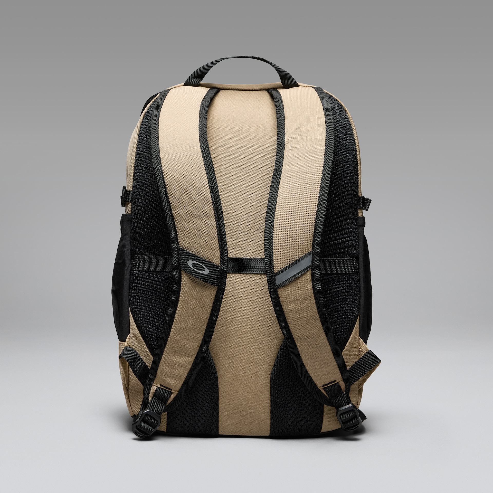 Oakley Enduro 25L Backpack in Pebble | Oakley® US