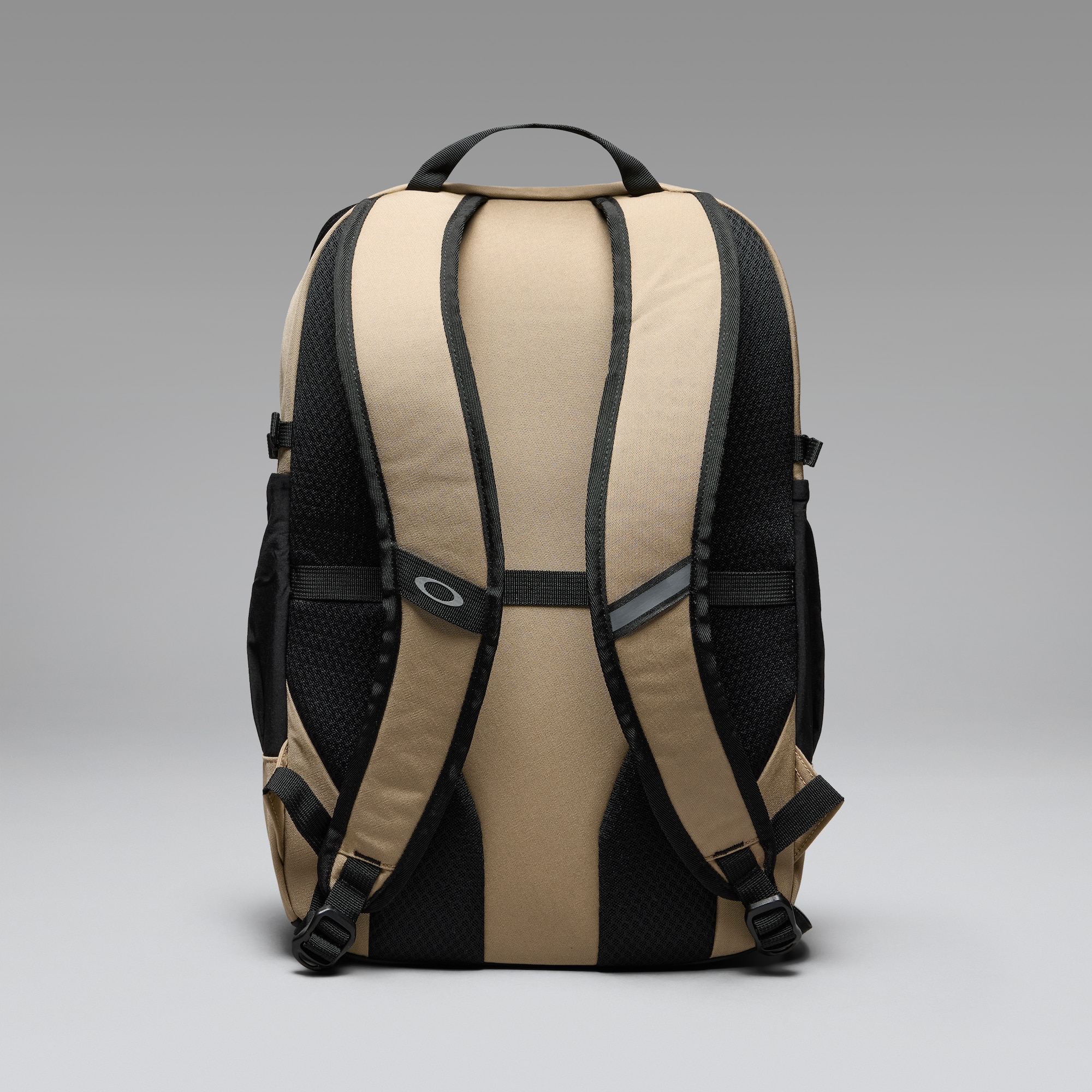 Oakley Enduro 25L Backpack in Pebble | Oakley® JP