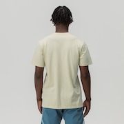 Camiseta Premium Quality - Bone