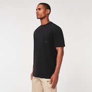 Relax Pocket Ellipse Tee - Blackout