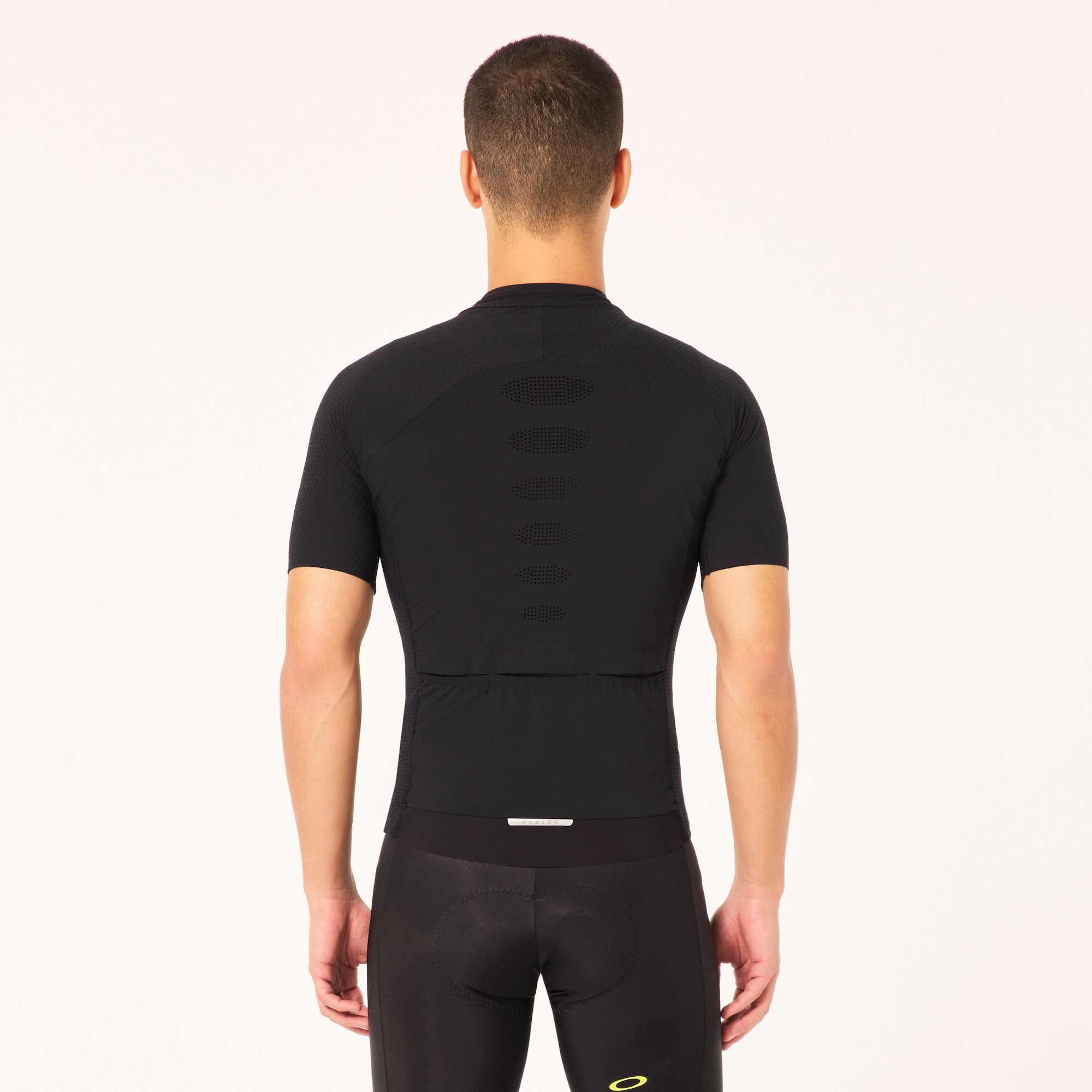 Oakley Endurance Ultra Vented Jersey in Blackout | Oakley® JP