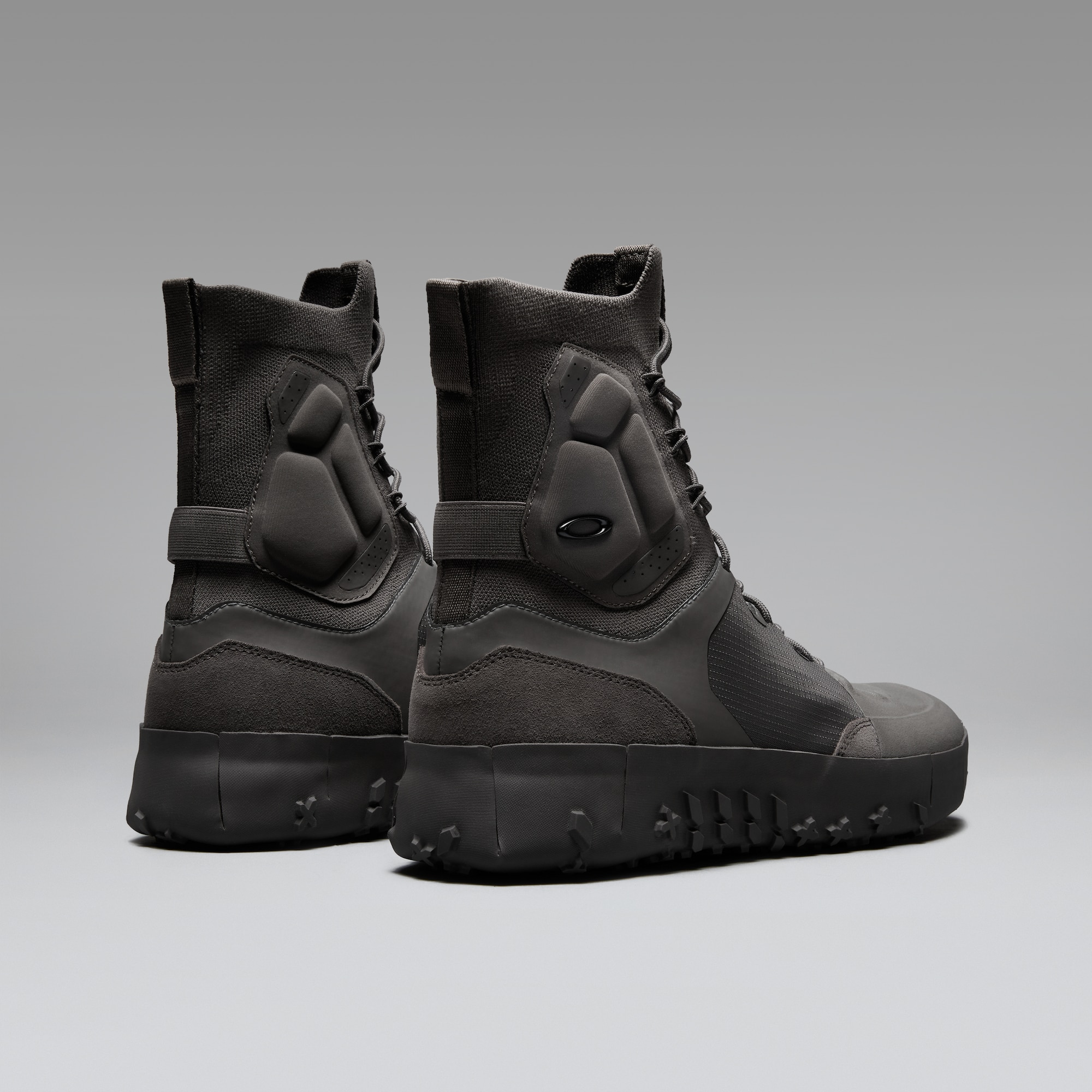 Oakley Phantom Coyote Boot in Granite Gray | Oakley® US