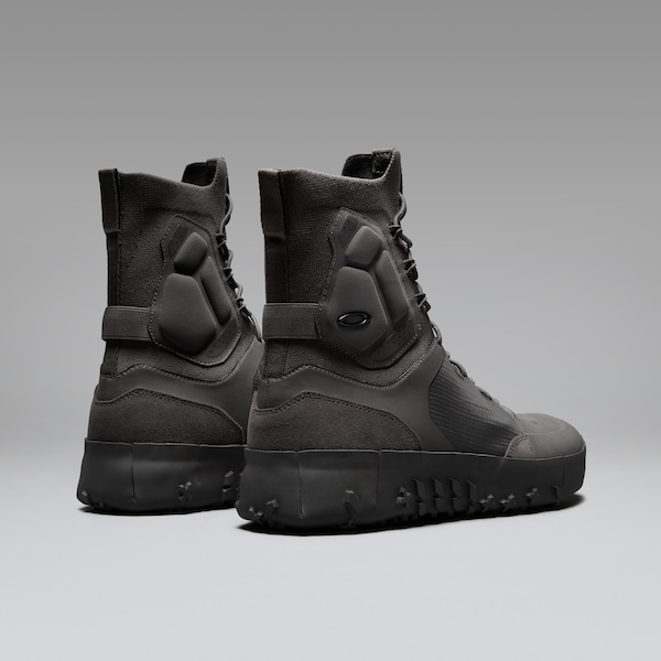 Phantom Coyote Boot