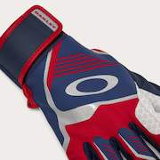 Striking Glove - Black Iris