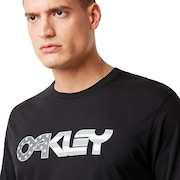 Flag Tee - Blackout
