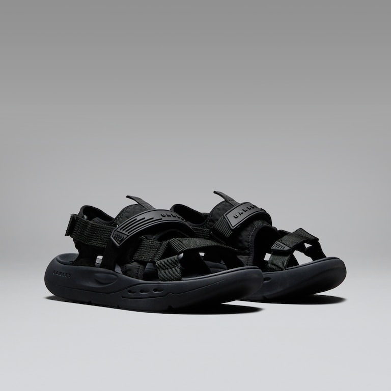 Studio Sandal - Pitch Black