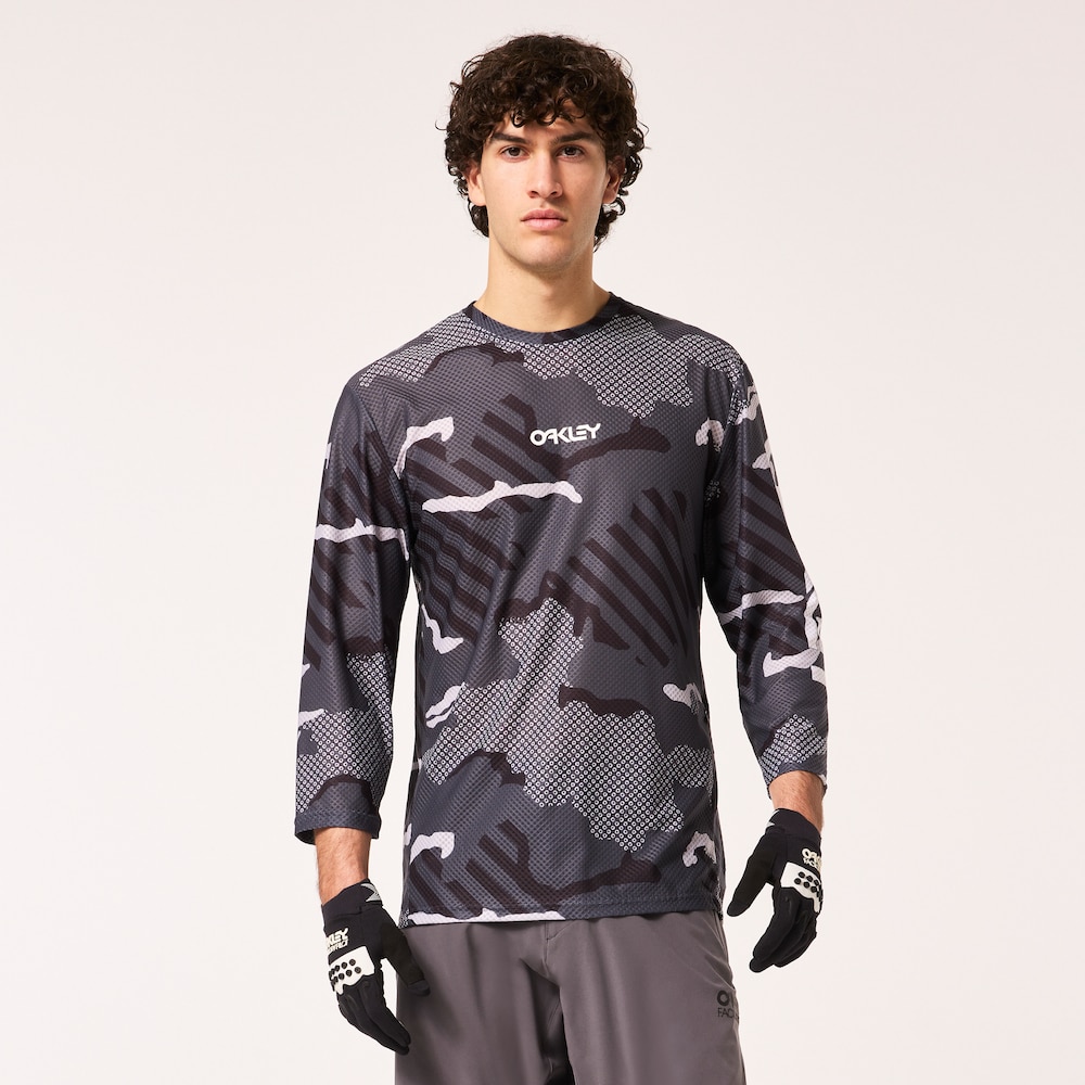 Oakley Ride Free LS Jersey in Black Stripe/Grip Camo | Oakley® US