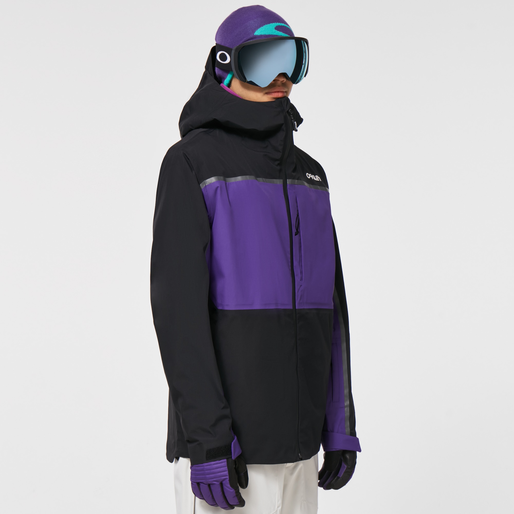 Oakley Evocative Shell Jacket in Blackout/Deep Violet | Oakley® US