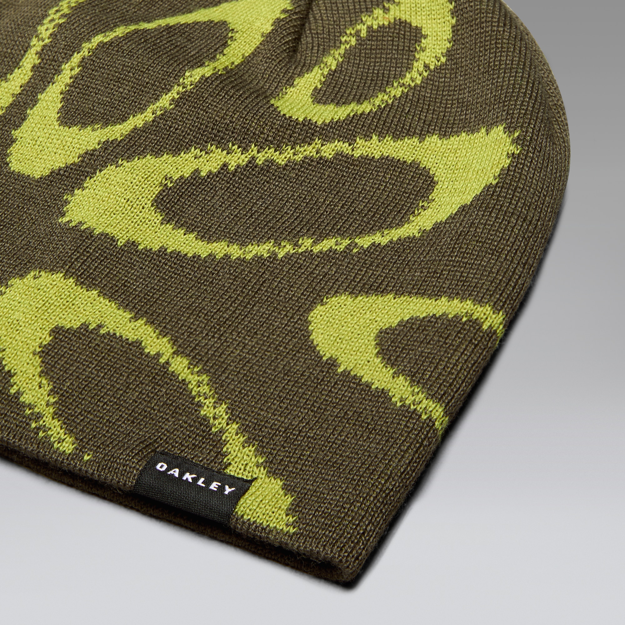 Oakley Ellipse Graphic Beanie in Deep Olive/Cactus | Oakley® US