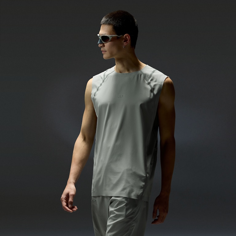 Latitude Veil Tank - Cement
