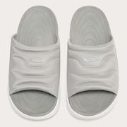 Studio Slide - Cement