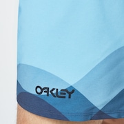 Waves Seamless Beachshort 16 - Aviator Blue