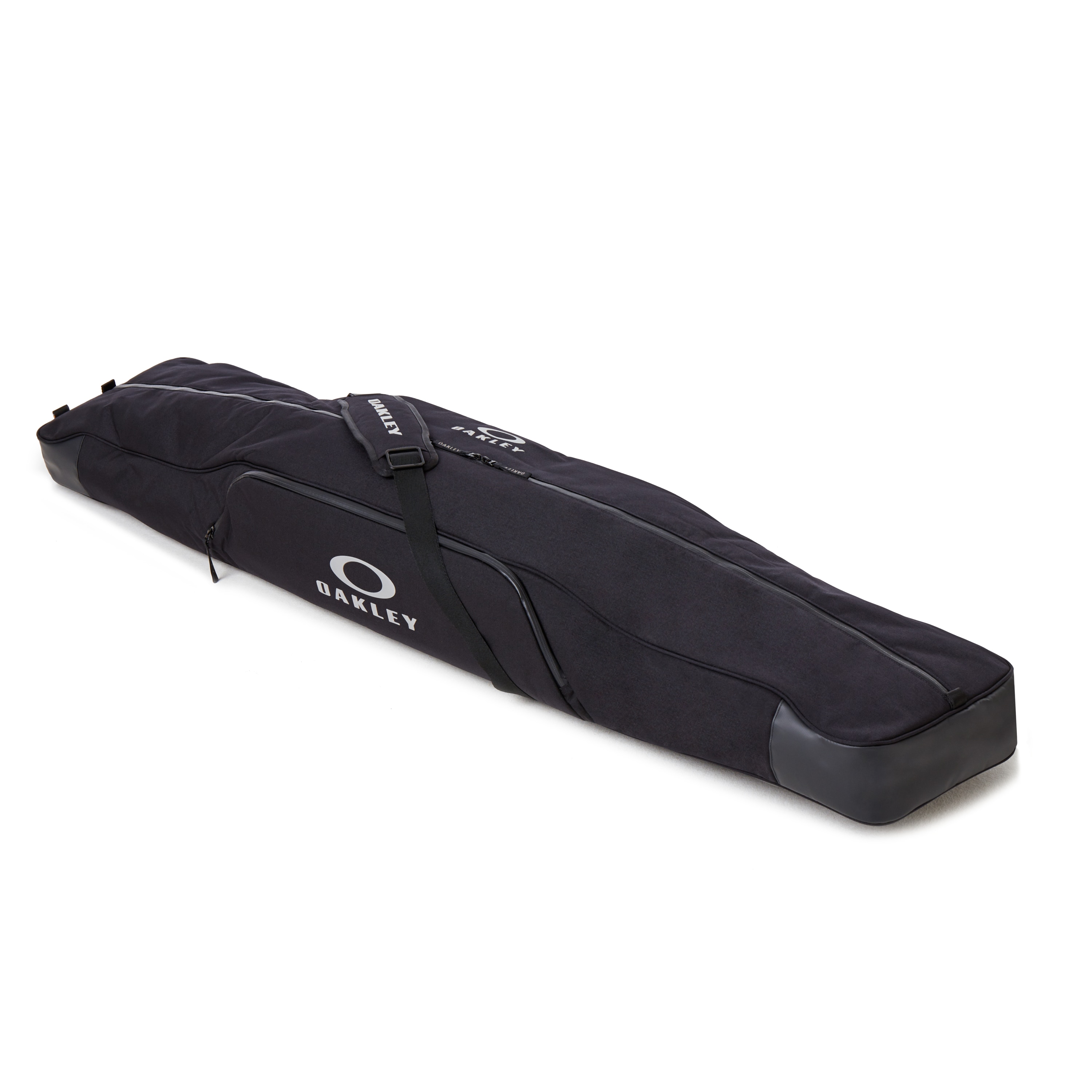 Oakley Snow Snowboard Bag in Blackout | Oakley® | Official Oakley