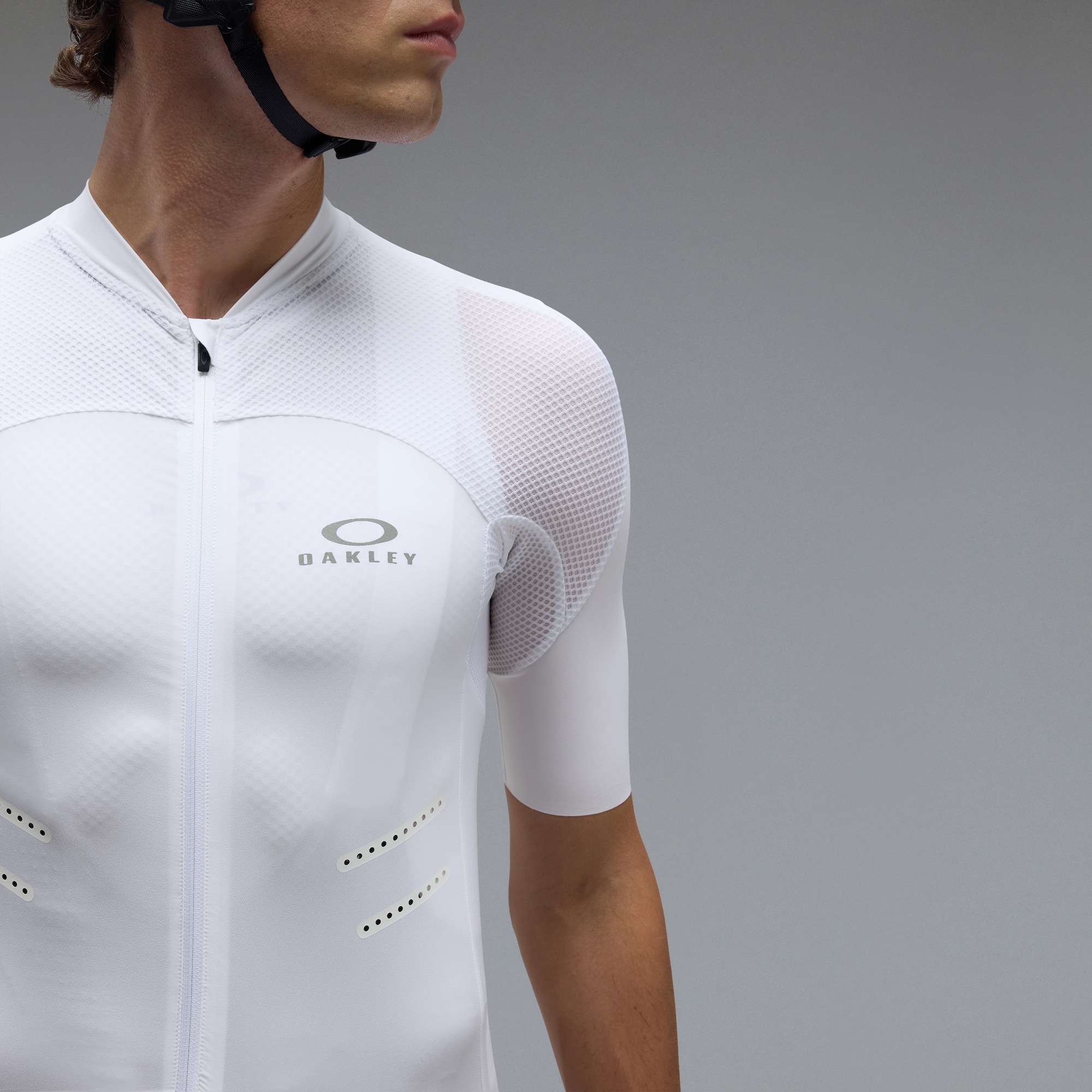 Oakley Endurance Aero Jersey in White | Oakley® US