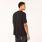 M Poly Satisfy Graphic SS Tee - Blackout