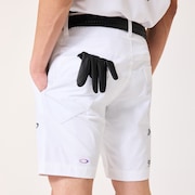 Skull Heat Block Staple Shorts - White
