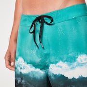 Whitewash 20" Boardshort - Mint Green Wave