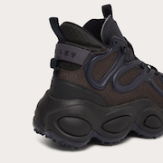 Eon Alpha - Triple Black