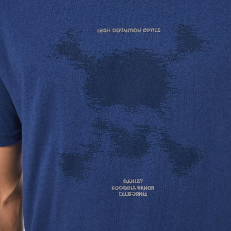 Blurred Scatter Skull Tee - Poseidon