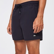Oakley Patch 16 Beachshort - Blackout