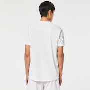 Slant Piping Tee 3.0 - White