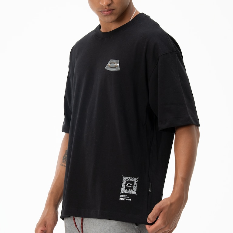 Camiseta Oakley Natureverse Terrarium - Blackout