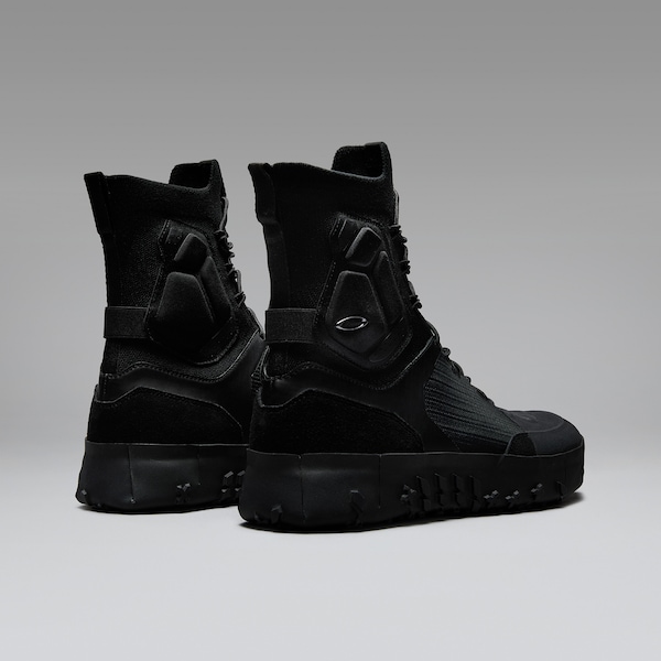 Phantom Coyote Boot