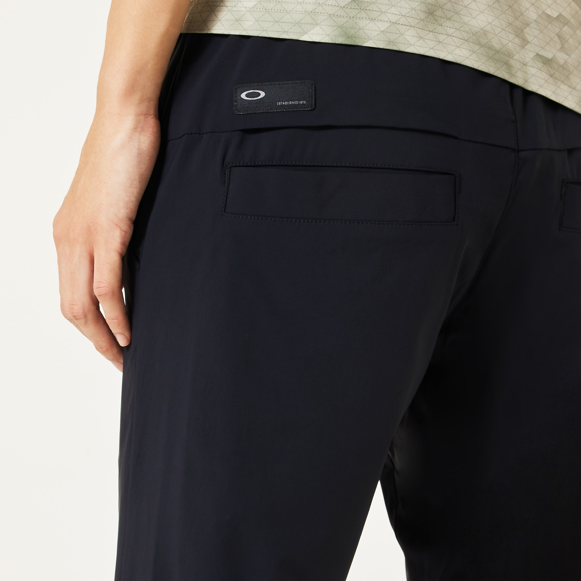 オークリー Skull Ocs Ankle Tapered Blackout | オークリー公式ストア