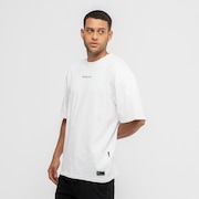 Camiseta Oakley Big Skull - White
