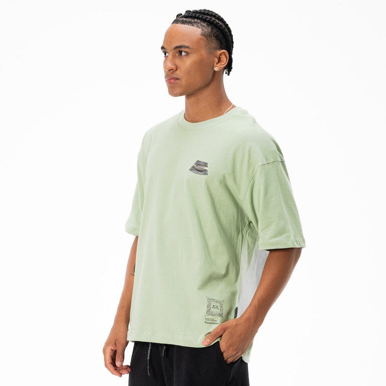 Camiseta Oakley Natureverse Terrarium - Eucalyptus