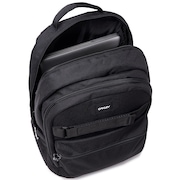 Street Skate Backpack - Blackout