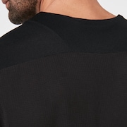 Cascade Trail Tee - Blackout