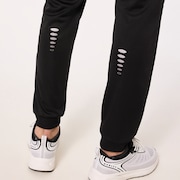 Foundational Pant 3.0 - Blackout