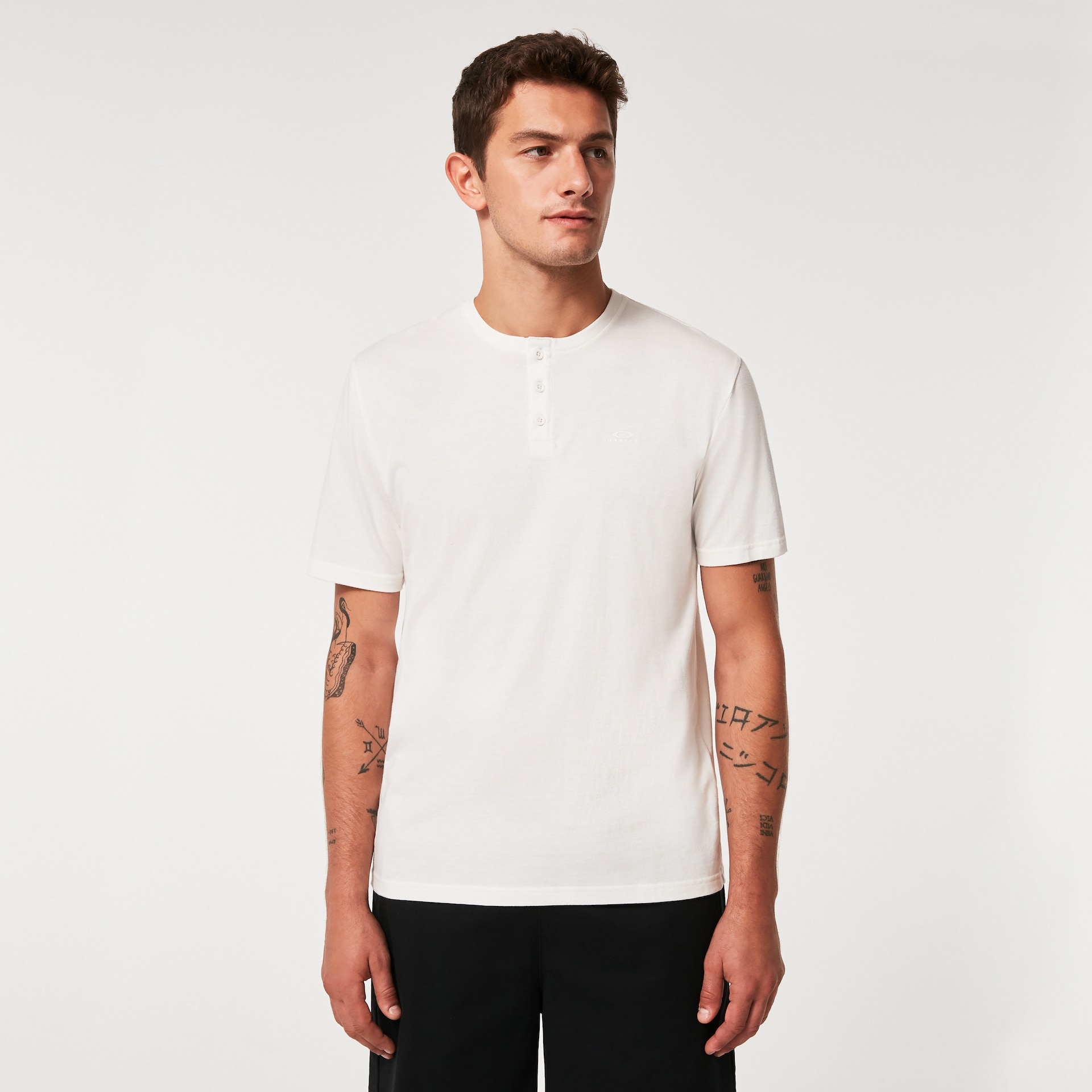 Oakley Relax Henley Tee in White | Oakley® US