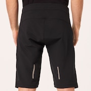 Element Short - Blackout