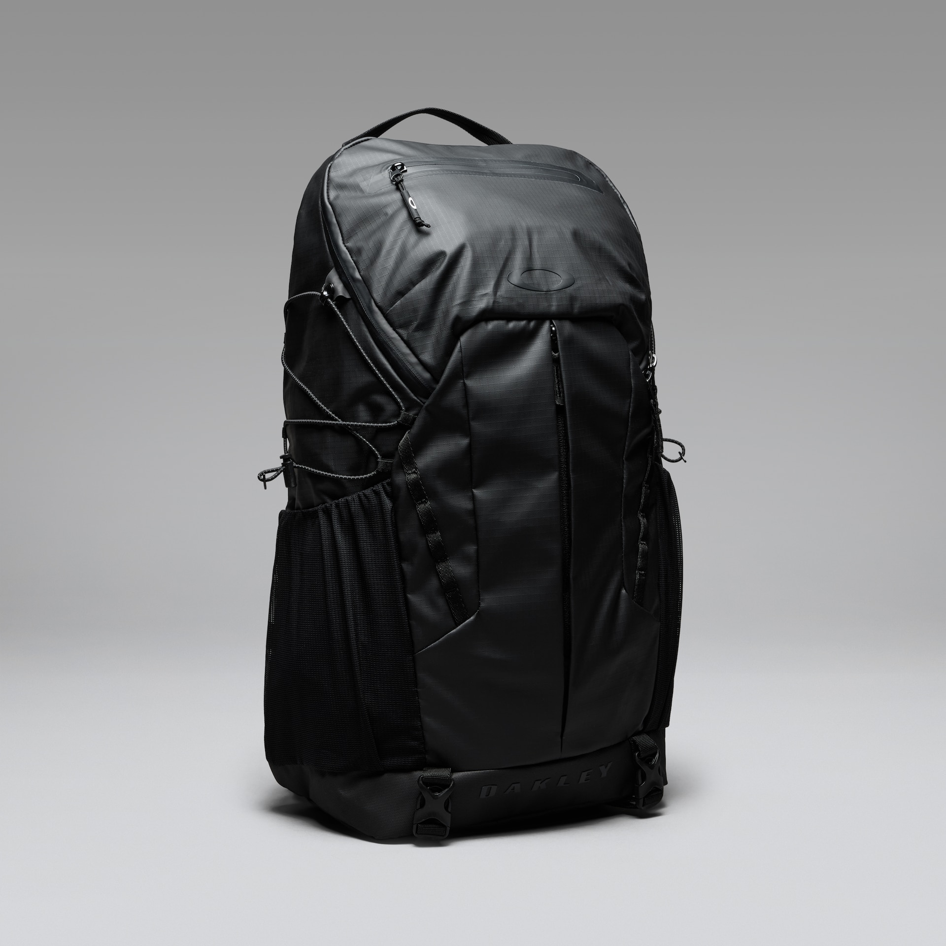 Oakley Terraquest 29L Backpack in Pitch Black | Oakley® US