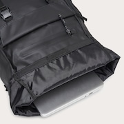 Road Trip Terrain 25L Rc Pack - Blackout