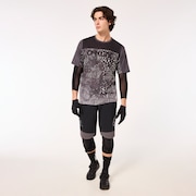 Maven Scrub Short - Black/Grey