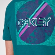 Rounded Flowers Tee - Green Lake