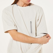 Latitude Flight Convert Shell Tee - Mist
