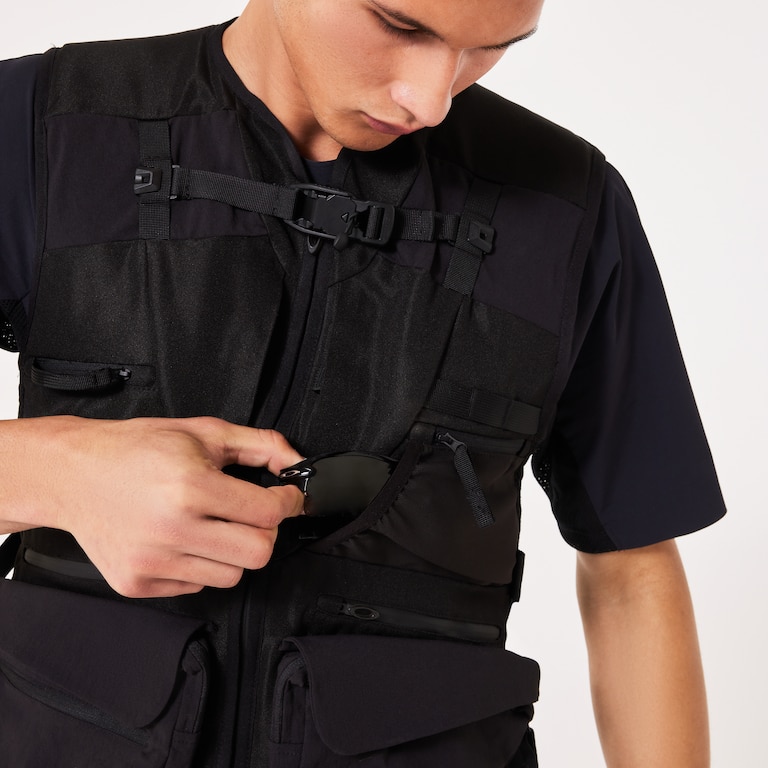 Latitude Flex Vest - Blackout
