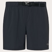 Latitude 18" Short - Blackout